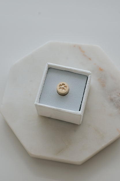 Mini cherry blossom wax seal stamp head in gift box 