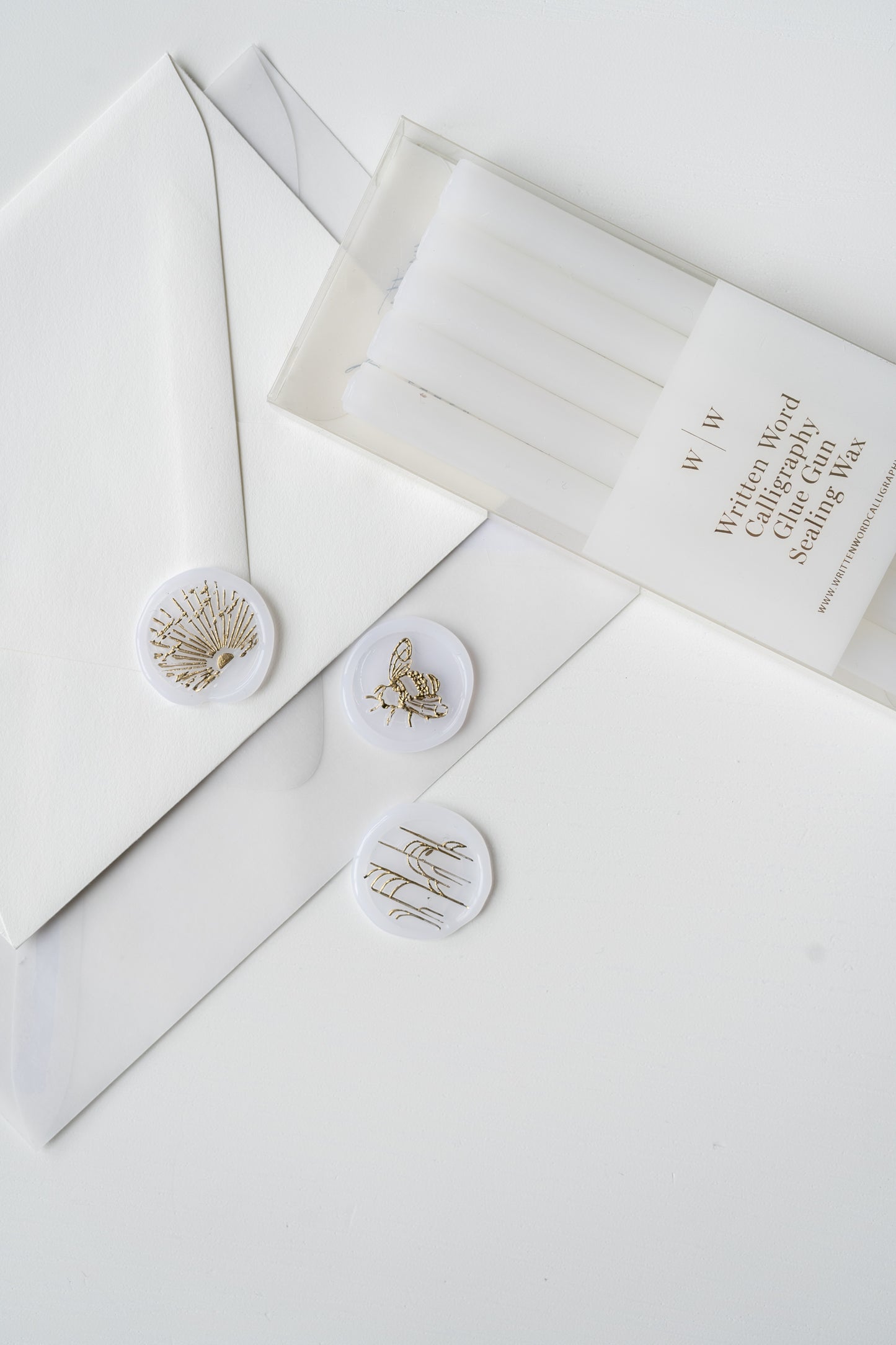 Vellum Glue Gun Sealing Wax (Box of 5 Sticks)